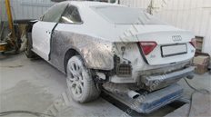 Идут работы по ремонту кузова